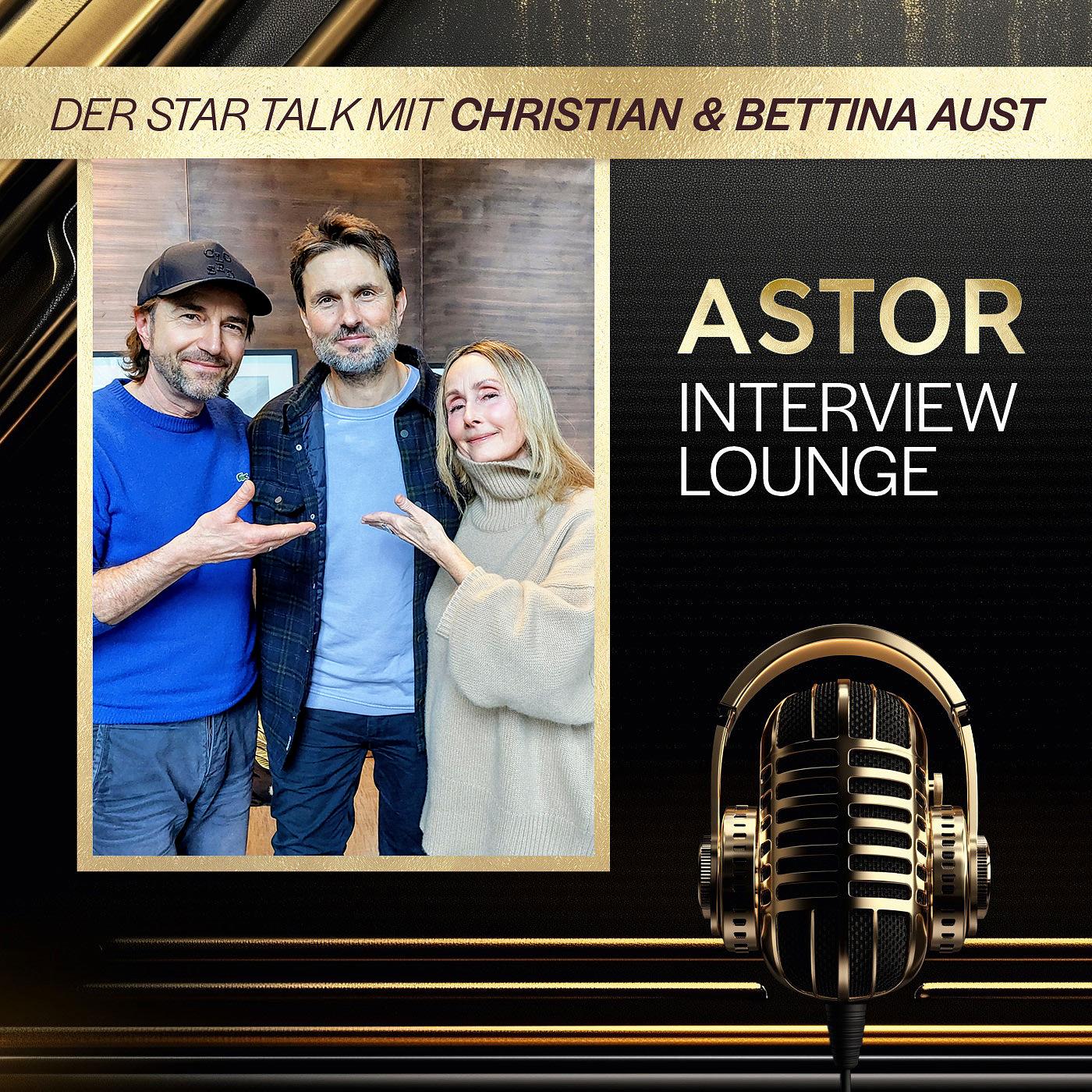 Simon Verhoeven im Interview: Der Regisseur über seinen Film „Ach, diese Lücke, diese entsetzliche Lücke“, Drehen mit seiner Mutter Senta Berger und kratzige Strumpfhosen. episode artwork